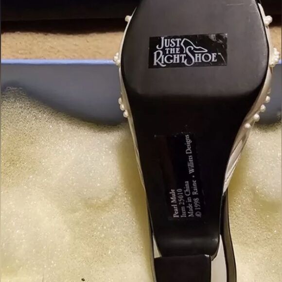 Just the Right Shoe - Pearl Mule - Miniature Shoe - Collectible - by Raine NWOT - Picture 4 of 4